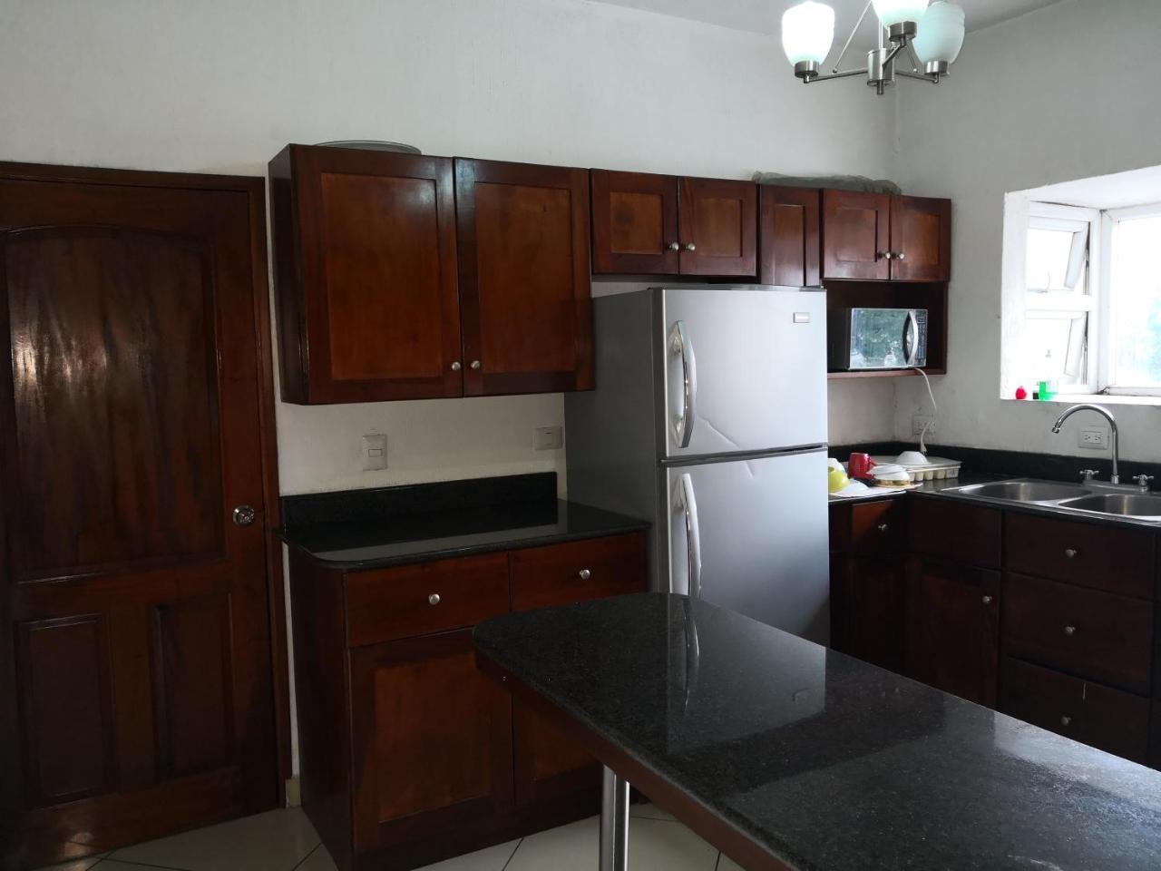 Apartamentos Comodos Cerca del Aeropuerto Guatemala Exterior foto